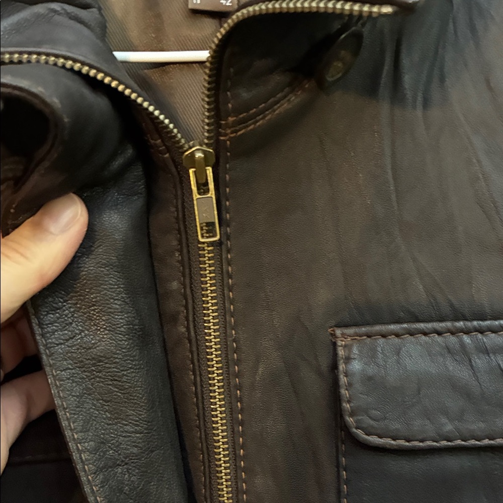 Danier Women's Rich Brown Leather Jacket with Chunky Button Detail - Picture 7 of 16